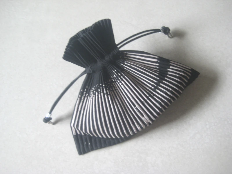 issey toiletries pouch