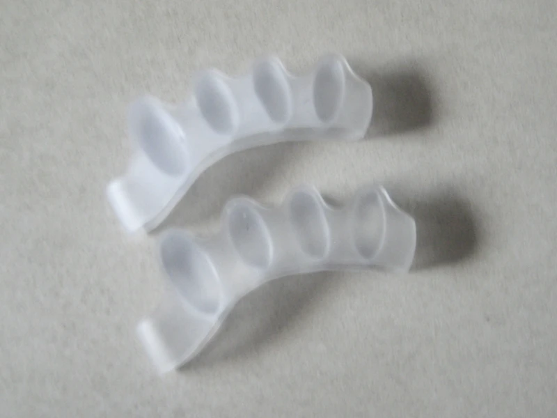 toe spacers